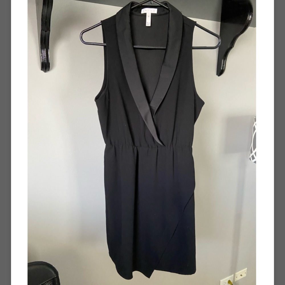 Leith Black V-neck Dress